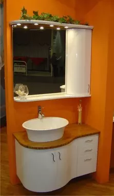 tükrös fürdőszoba bútorok